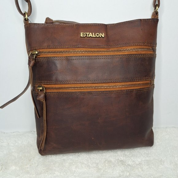 Estalon Crossbody - Picture 10 of 10